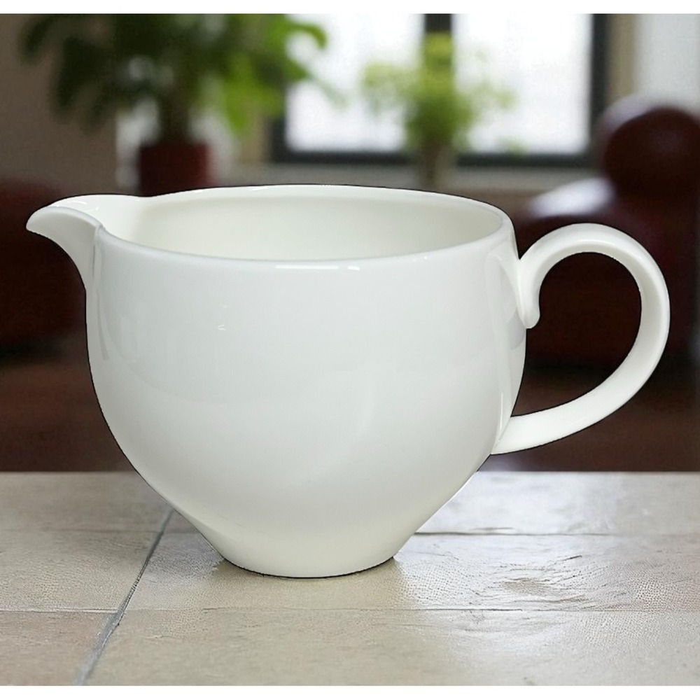 Wedgwood Eternity Creamer White English Bone China Pitcher England EUC